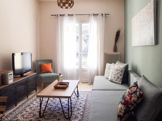 Apartment Spell's *